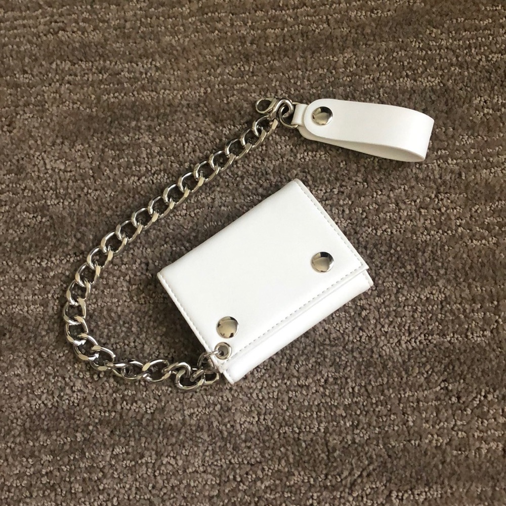 Urban Outfitters Chain Link Wallet